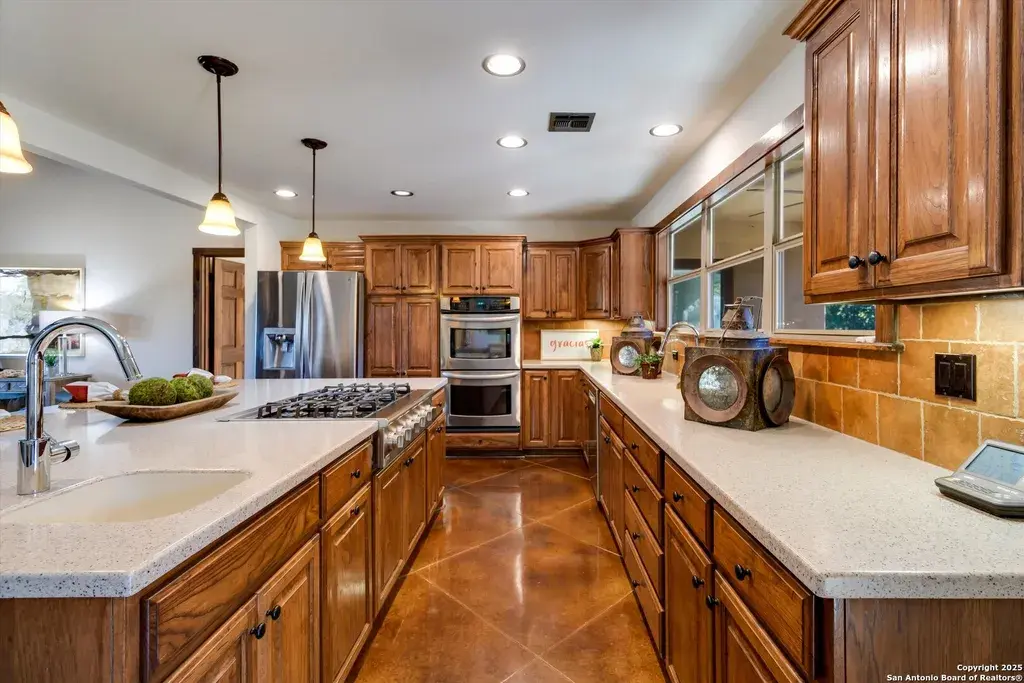 130 Mallard Boerne, TX 78006