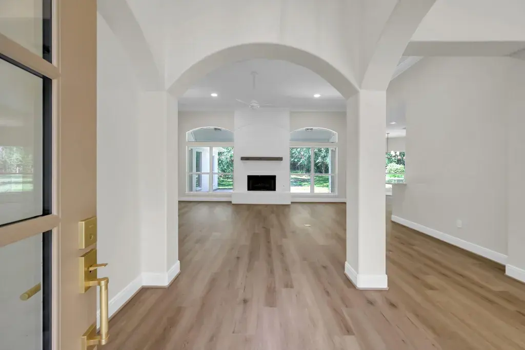 36803 Deer Valley Magnolia, TX 77355