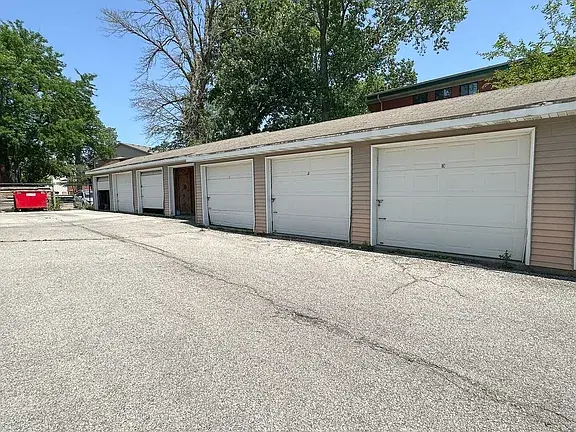645 Stonehaven Dr, Ames, IOWA, IA 50010