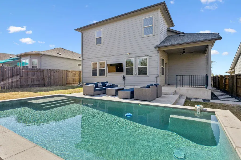 7808 Glover Dr Austin, TX 78744