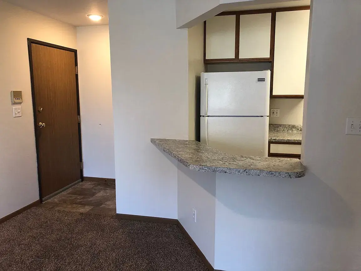 645 Stonehaven Dr, Ames, IOWA, IA 50010