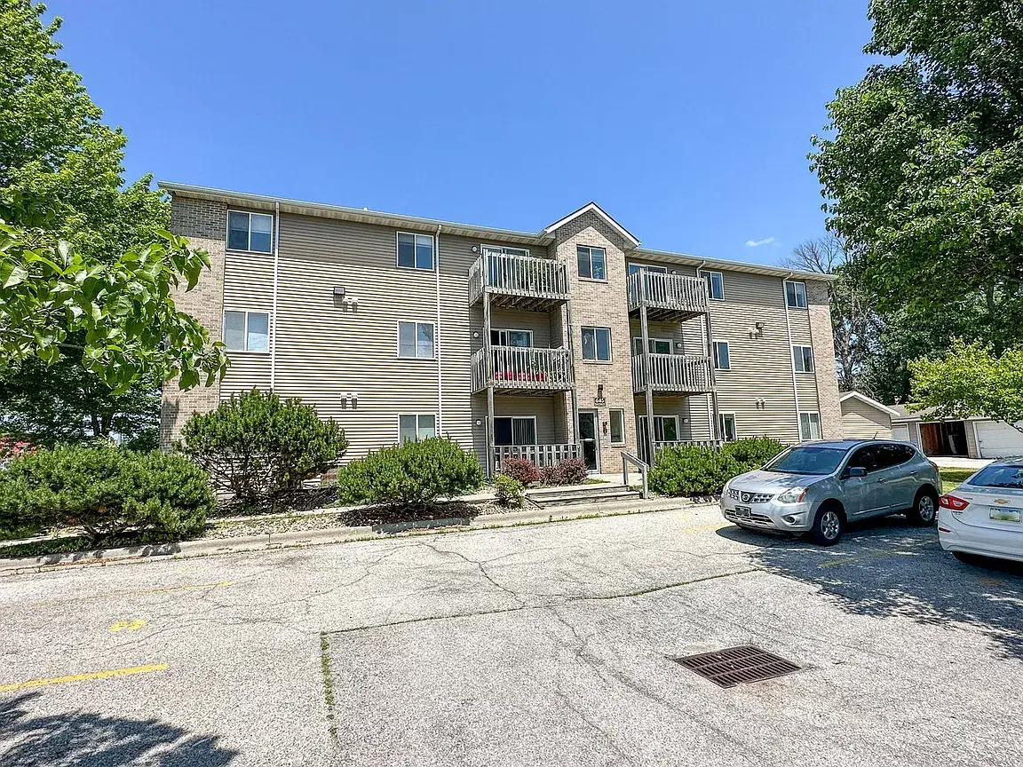 645 Stonehaven Dr, Ames, IOWA, IA 50010