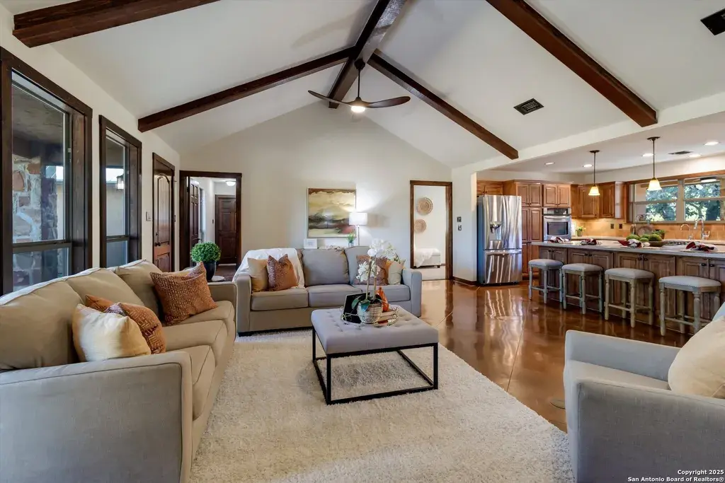 130 Mallard Boerne, TX 78006