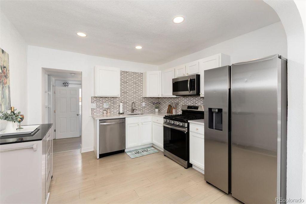 6005 E Iowa Avenue Denver, CO 80224