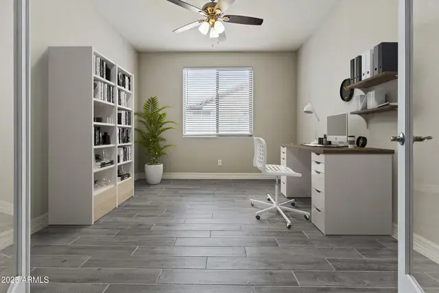 5825 N 107th Ln Phoenix, AZ 85037