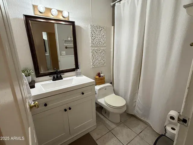 3341 W Windrose Dr Phoenix, AZ 85029