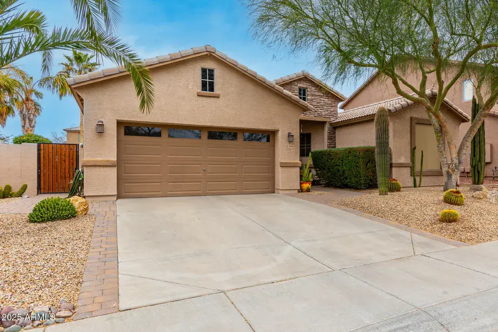 5948 W Leiber Pl Glendale, AZ 85310